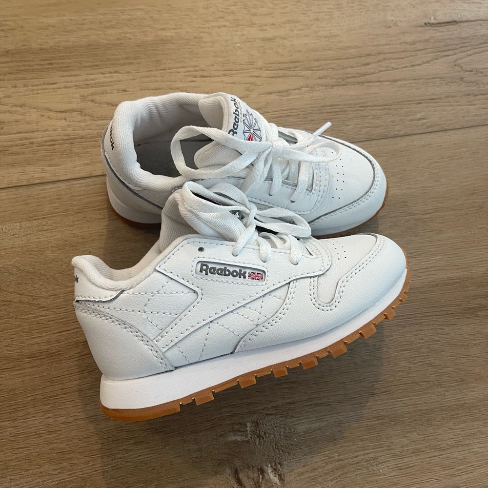 Reebok Classic Toddler Shoe size 9